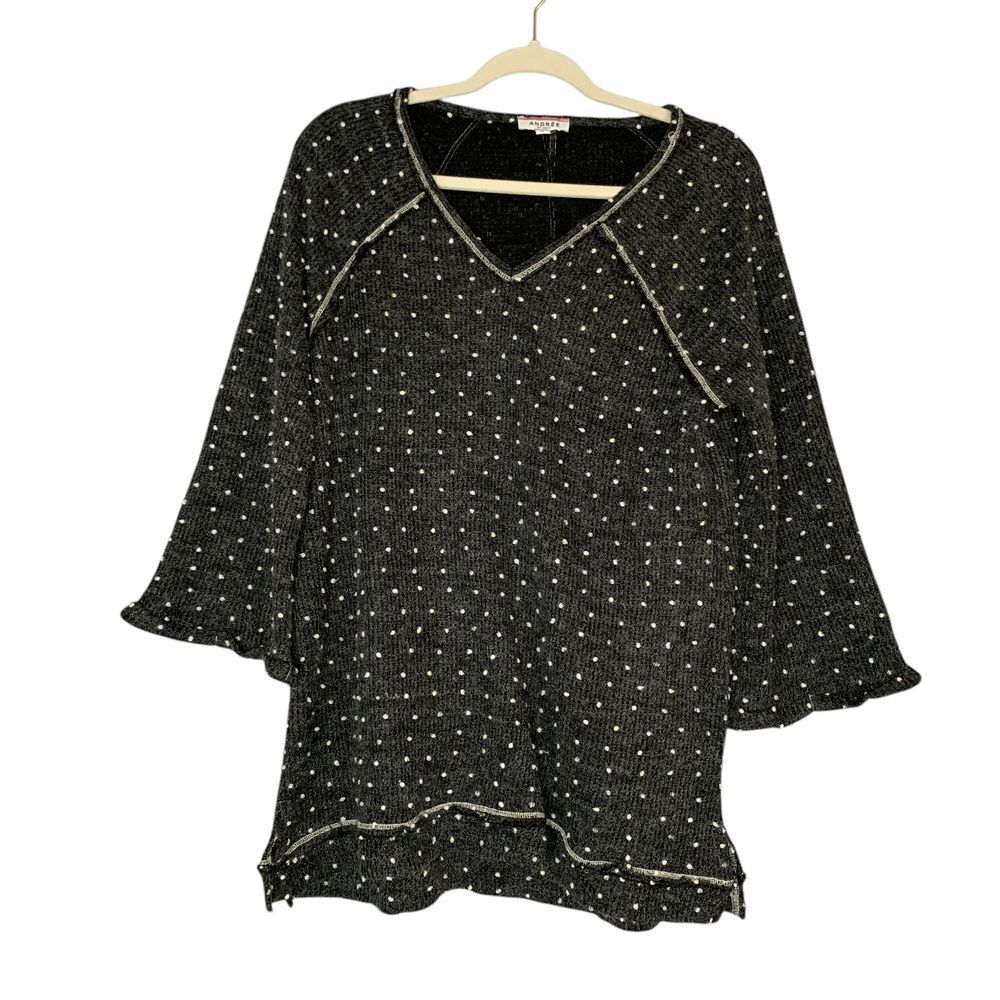 Andree by Unit charcoal gray vneck sweater with‎ white polka dots. Size L